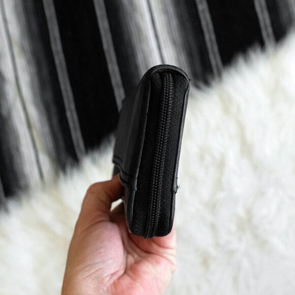 MICHAEL KORS SARATOGA CONTINENTAL ZIP AROUND WALLET - Picture 12 of 14